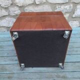 Pouf leather chest