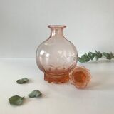 Carafe en verre rose