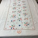 Tablecloth & 9 old monogram linen napkins