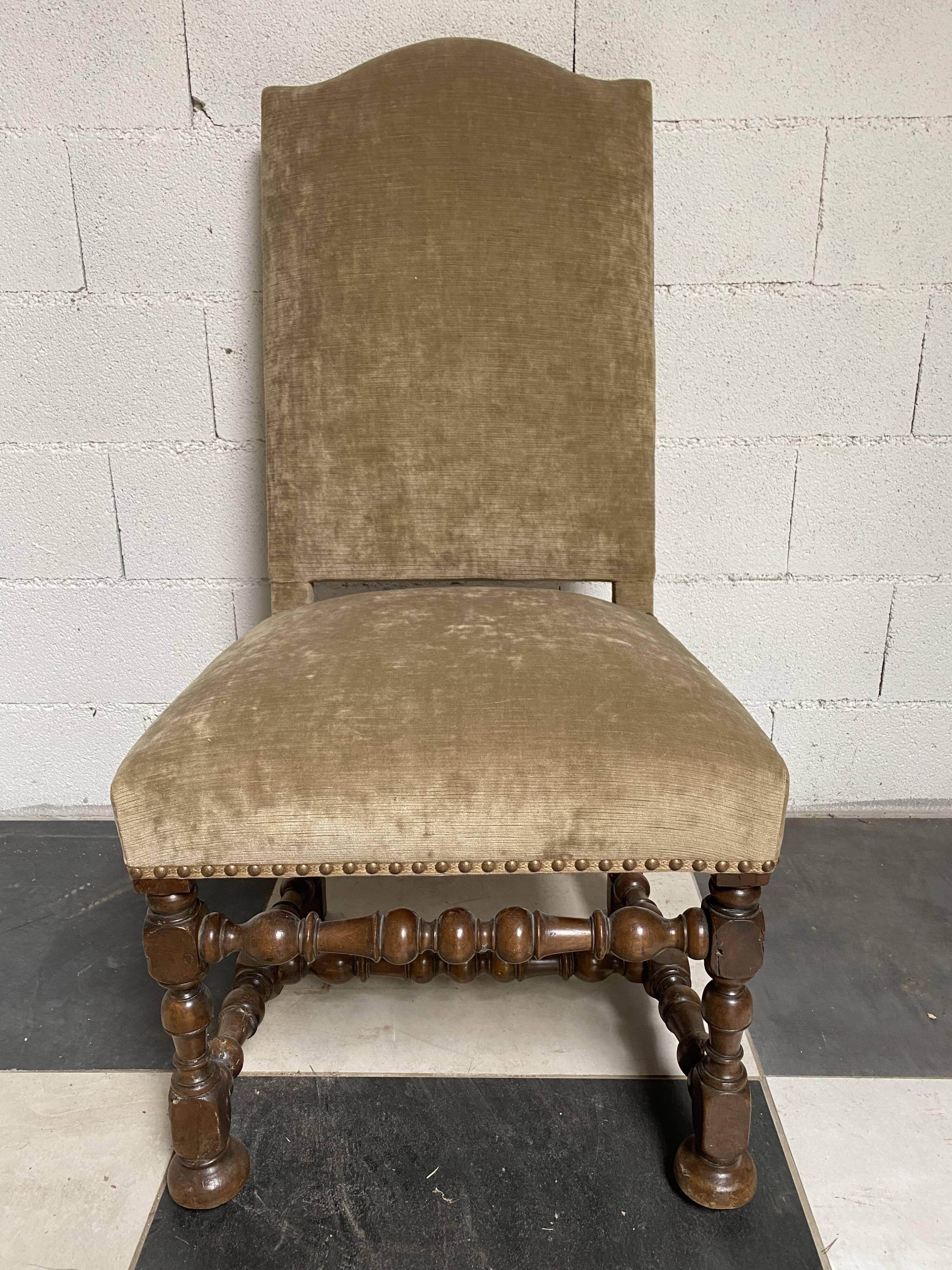Louis XIV velvet chair