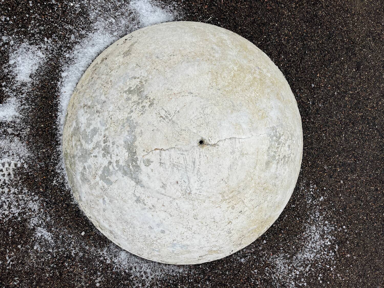 Pair of Willy Guhl planters, 1960, fiber cement