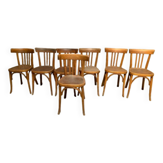 Series lot of 7 old bistro chairs in vintage curved wood
