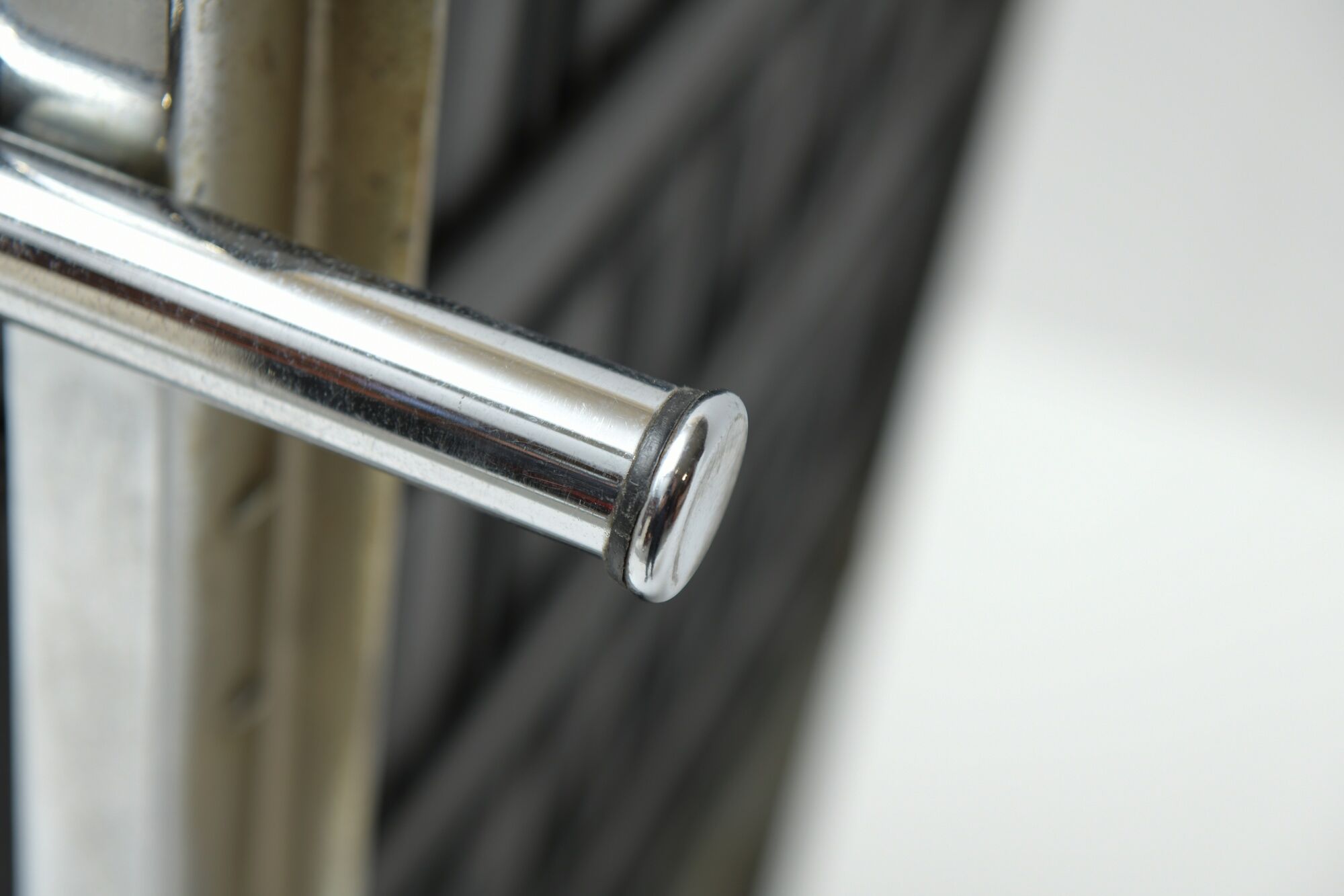 Vintage LC-2 in black leather by Le Corbusier, Jeanneret & Perriand for Cassina