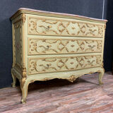 Louis XV curved façade dresser in lacquered and gilded wood.