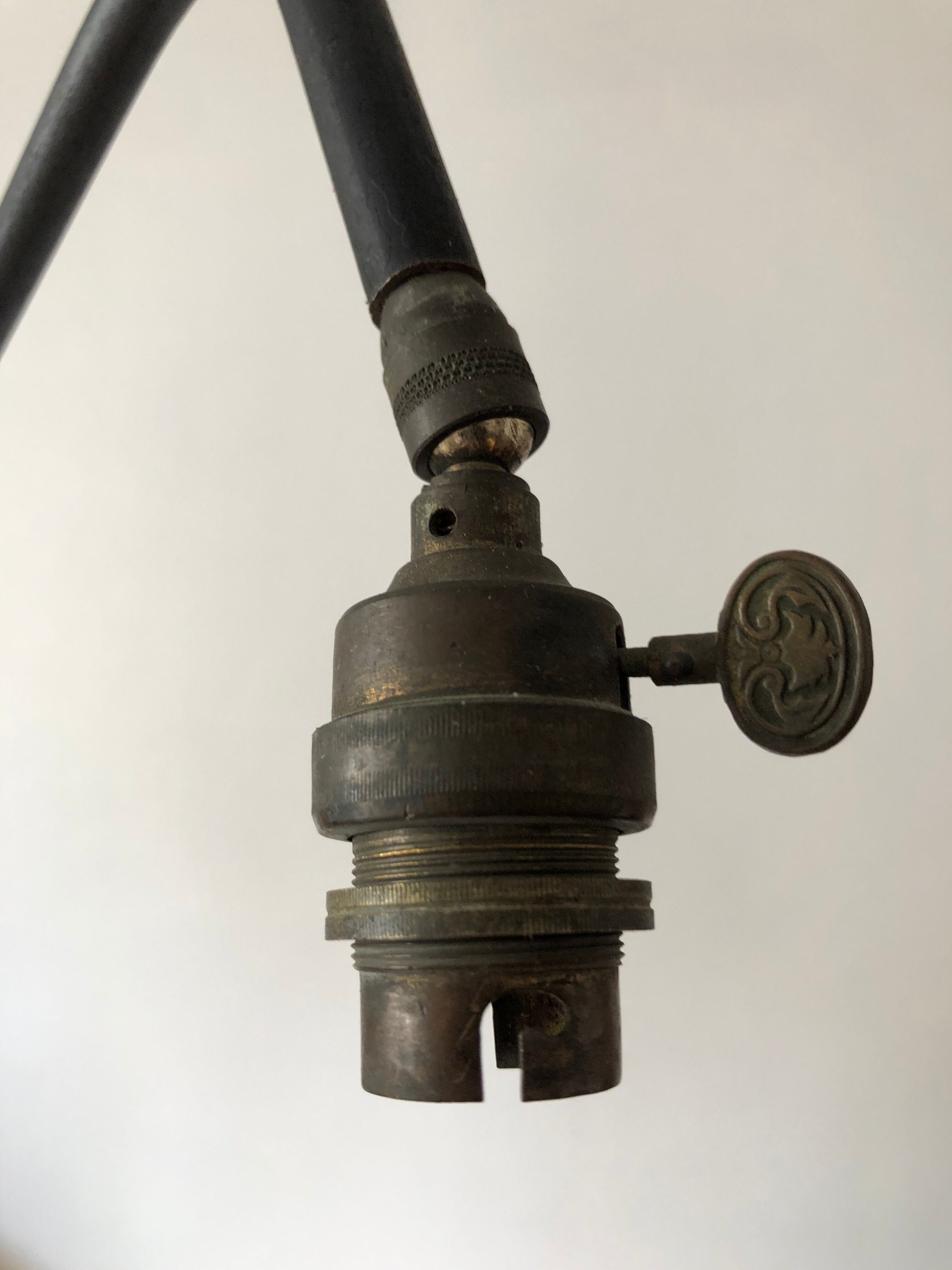 E-reader magazine holder vintage ceramic floor lamp