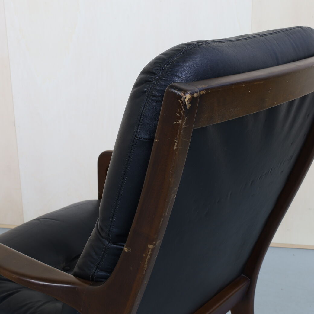 Vintage Leather Armchair Eugen Schmidt