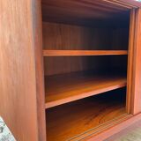 Teak row Johannes Andersen Samcom