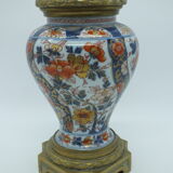 Bayeux/Imari vase mounted in porcelain with bronze frame