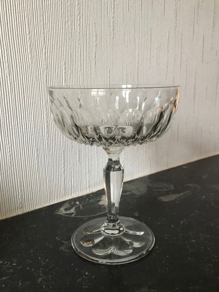 Set of 6 champagne glasses