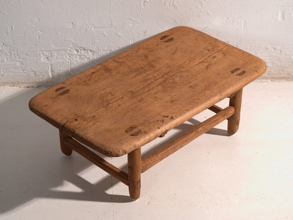 Antique pine coffee table – China, circa 1890
