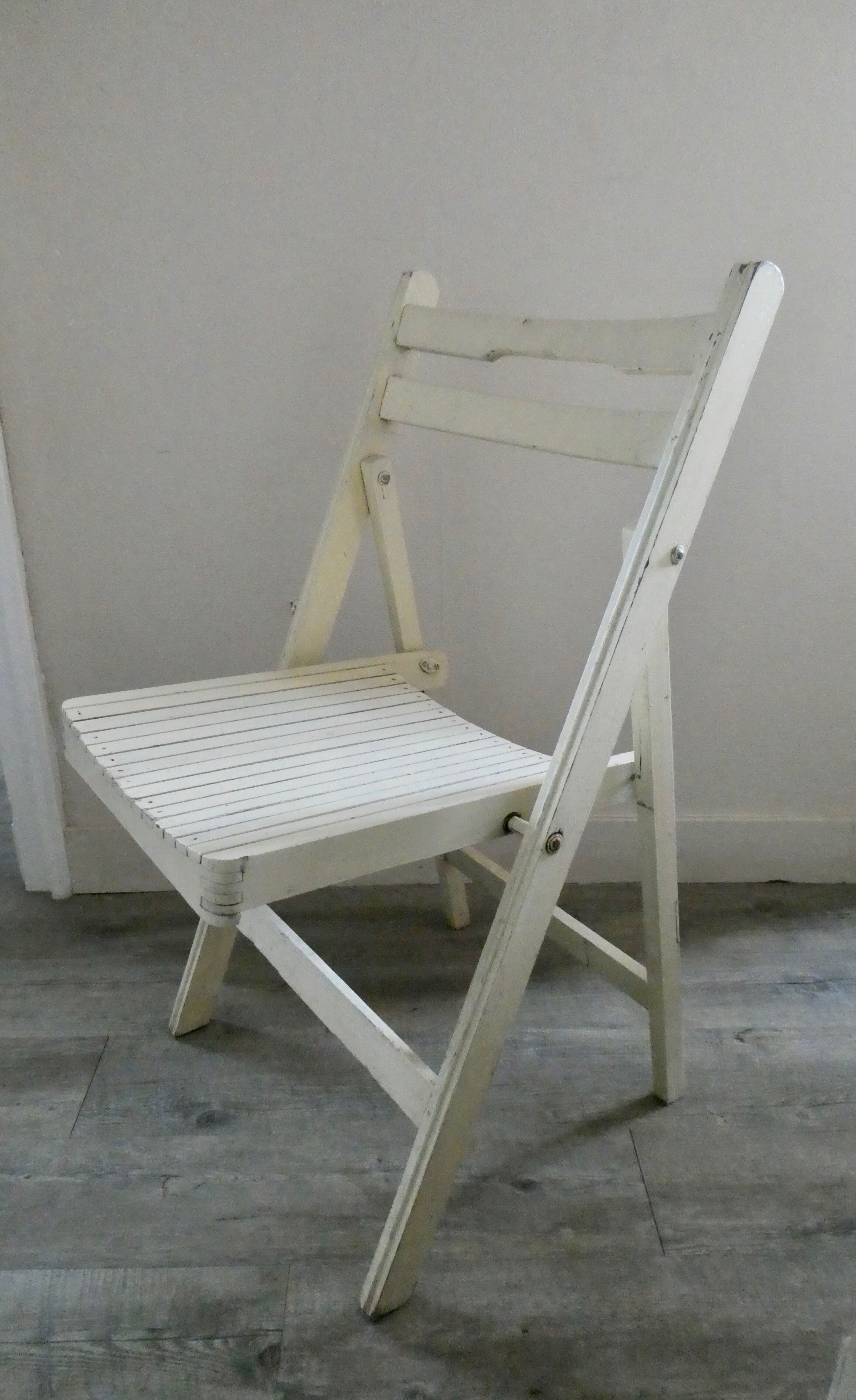 Cream patina folding folding chair 70