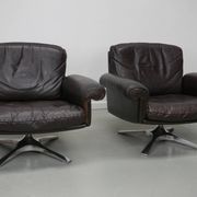 Pair of Vintage De Sede DS-31 Swivel Armchairs in Brown Leather