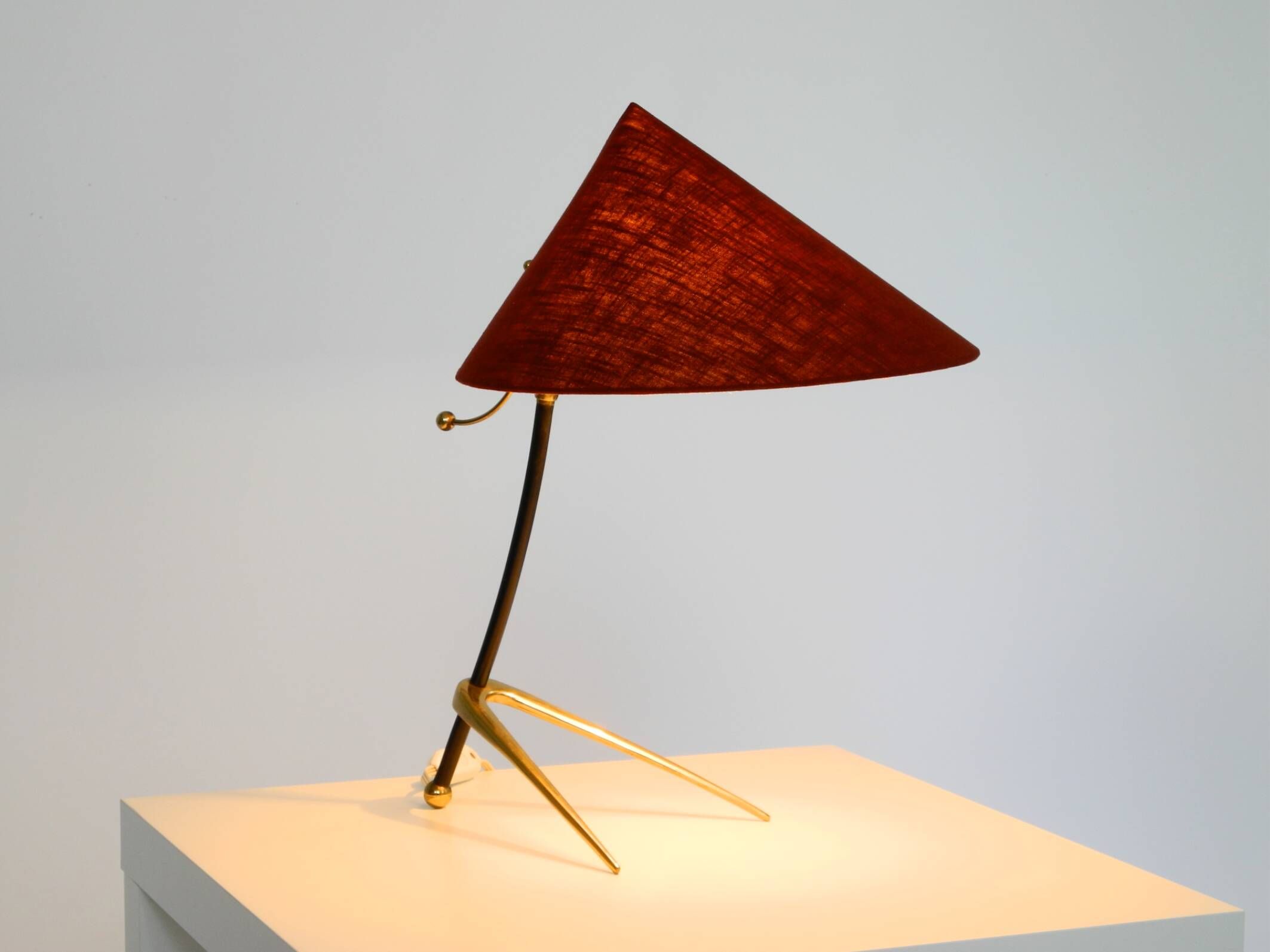 Large Kalmar Mid-Century tripod brass table lamp with a new fabric shade