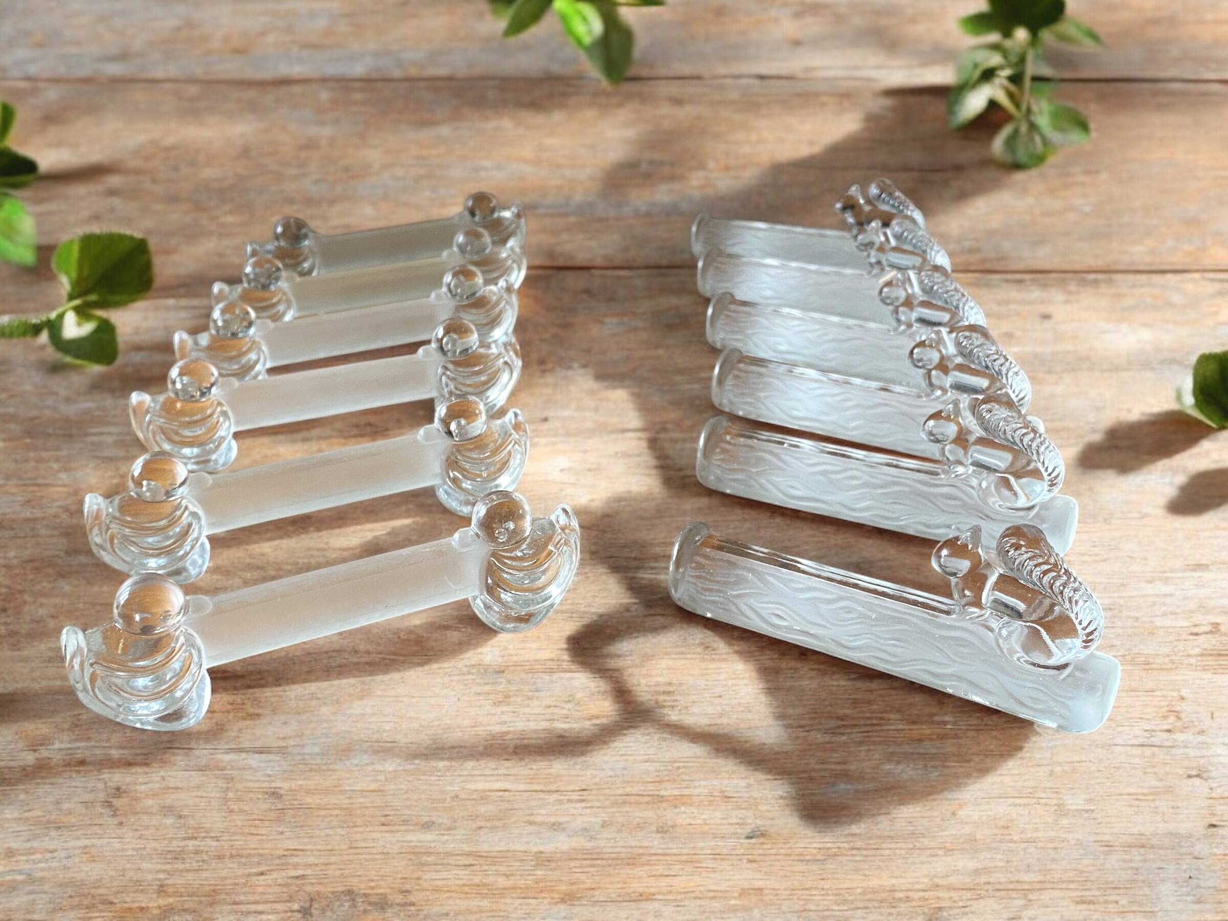 12 Art Deco frosted glass animal knife rests 1930