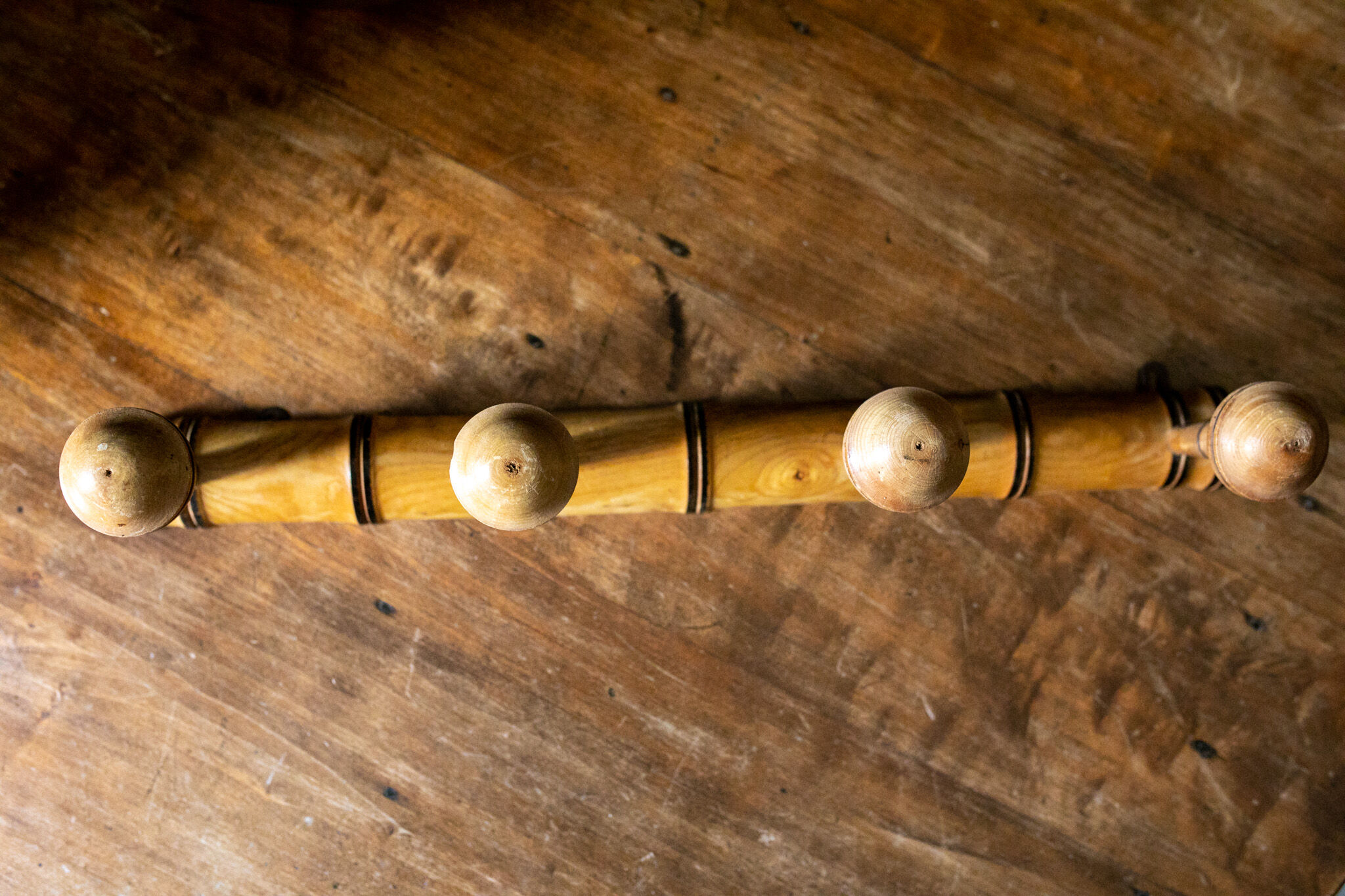 Wooden coat rack bamboo spirit