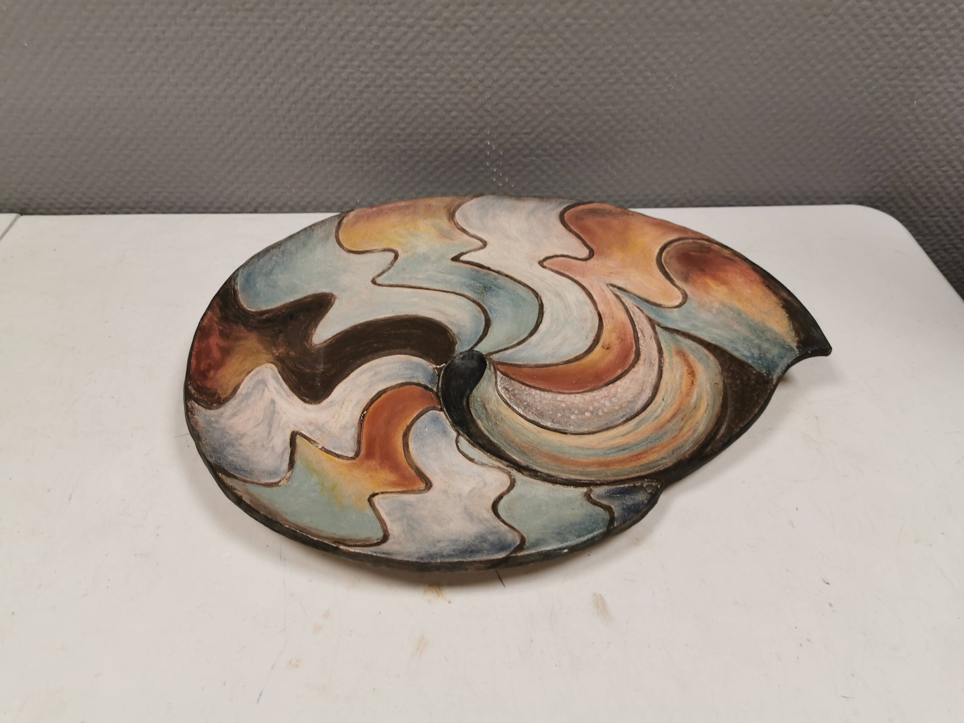 Large handmade decorated ceramic dish. Ruth Grønne Denmark 2001