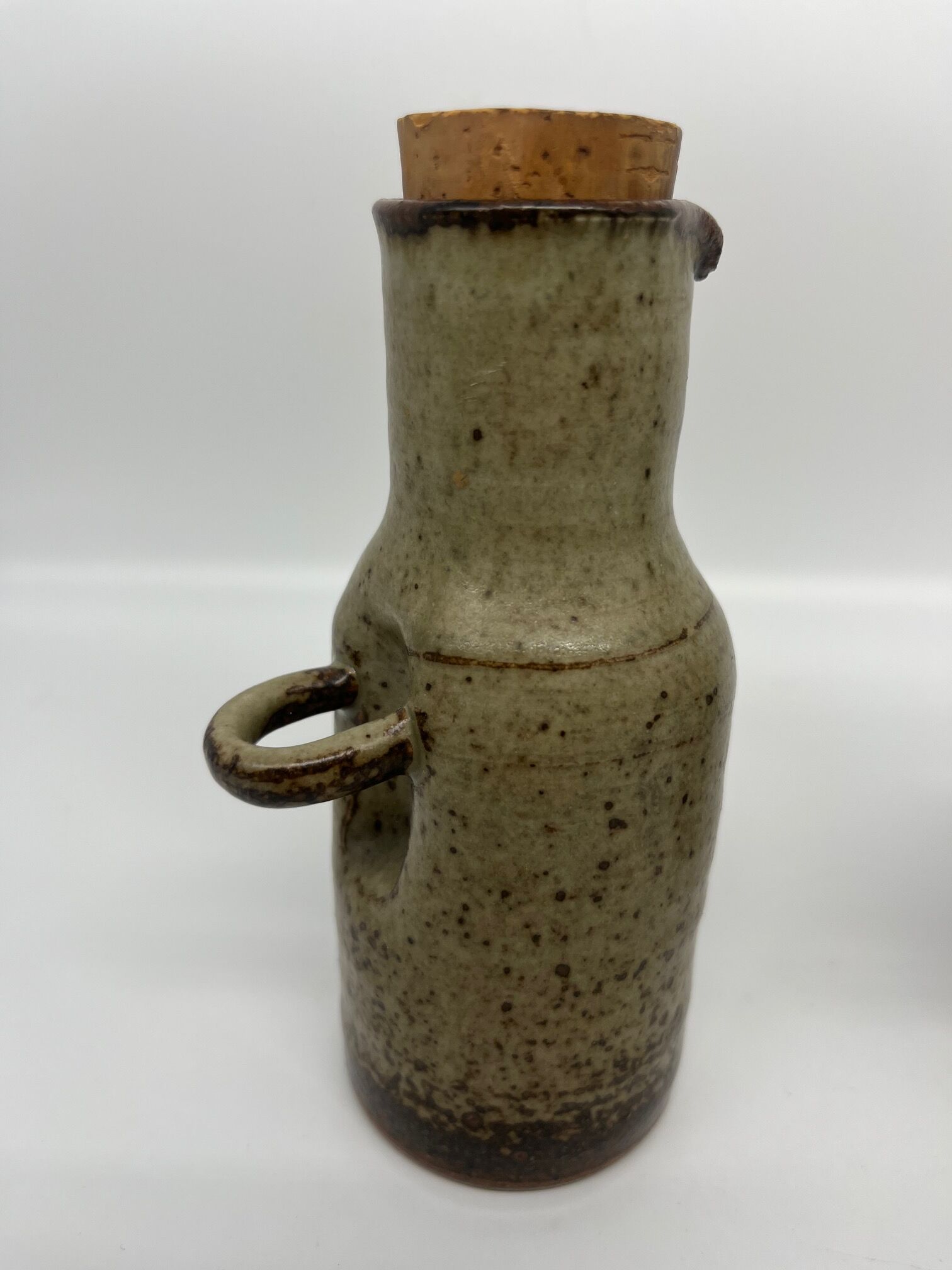 Huilier er vinaigrier le cep