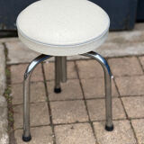 Pair of tripod workshop stools with screws from 1970.