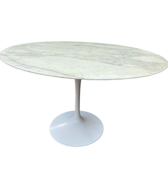 Table d'Ero Saarinen pour Knoll
