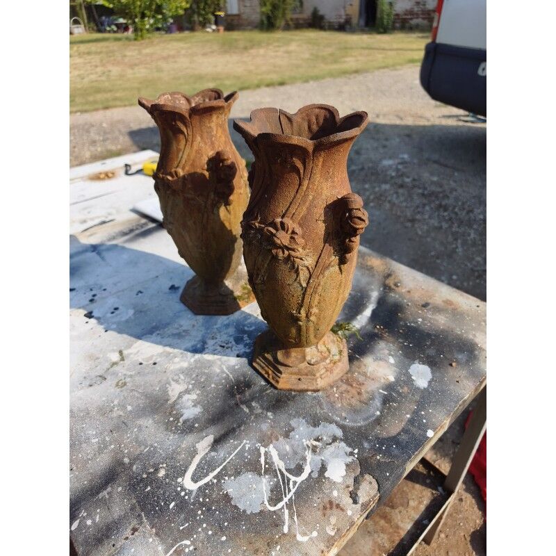 Pair of cast iron vases from 1900 in Charleville-Mézières