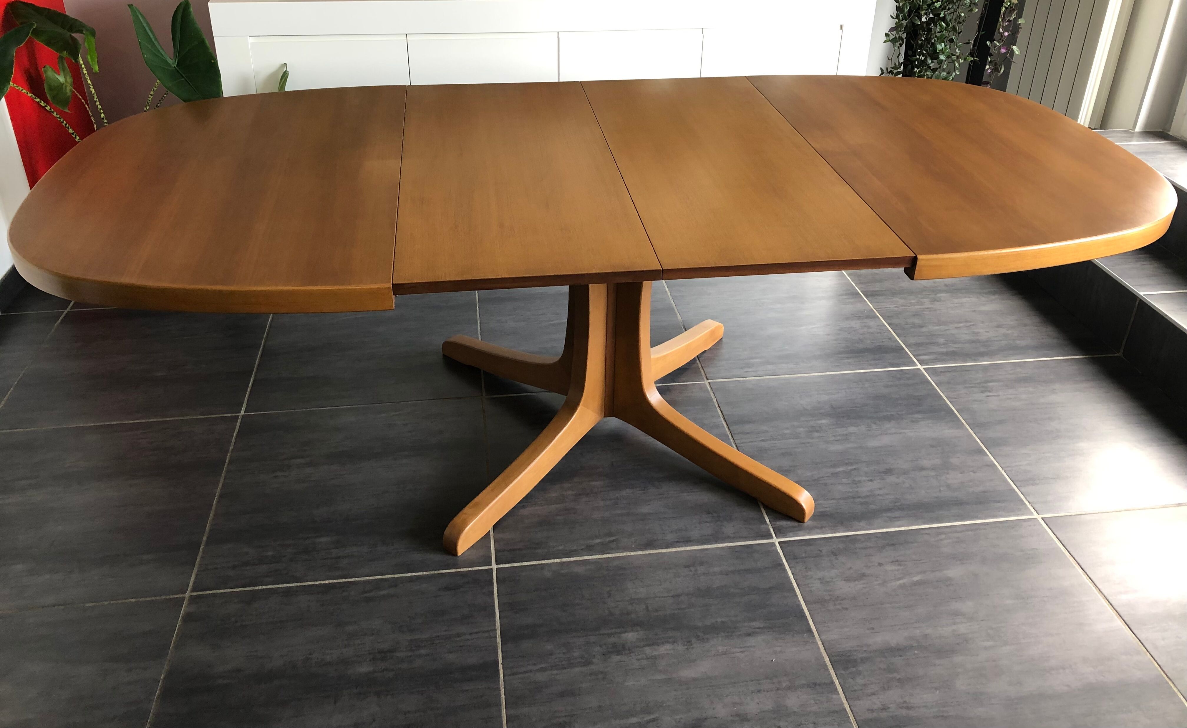 Vintage extendable table Baumann 1970s