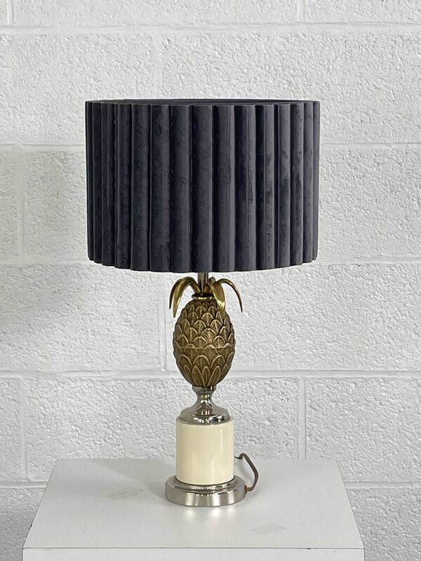 Lampe ananas en laiton vintage