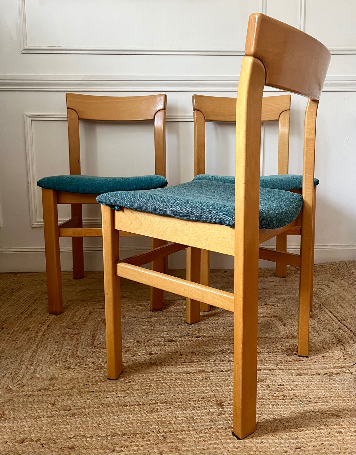 6 solid elm chairs from the 1970s