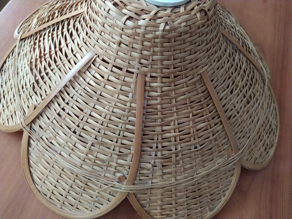 Vintage rattan hanging lamp