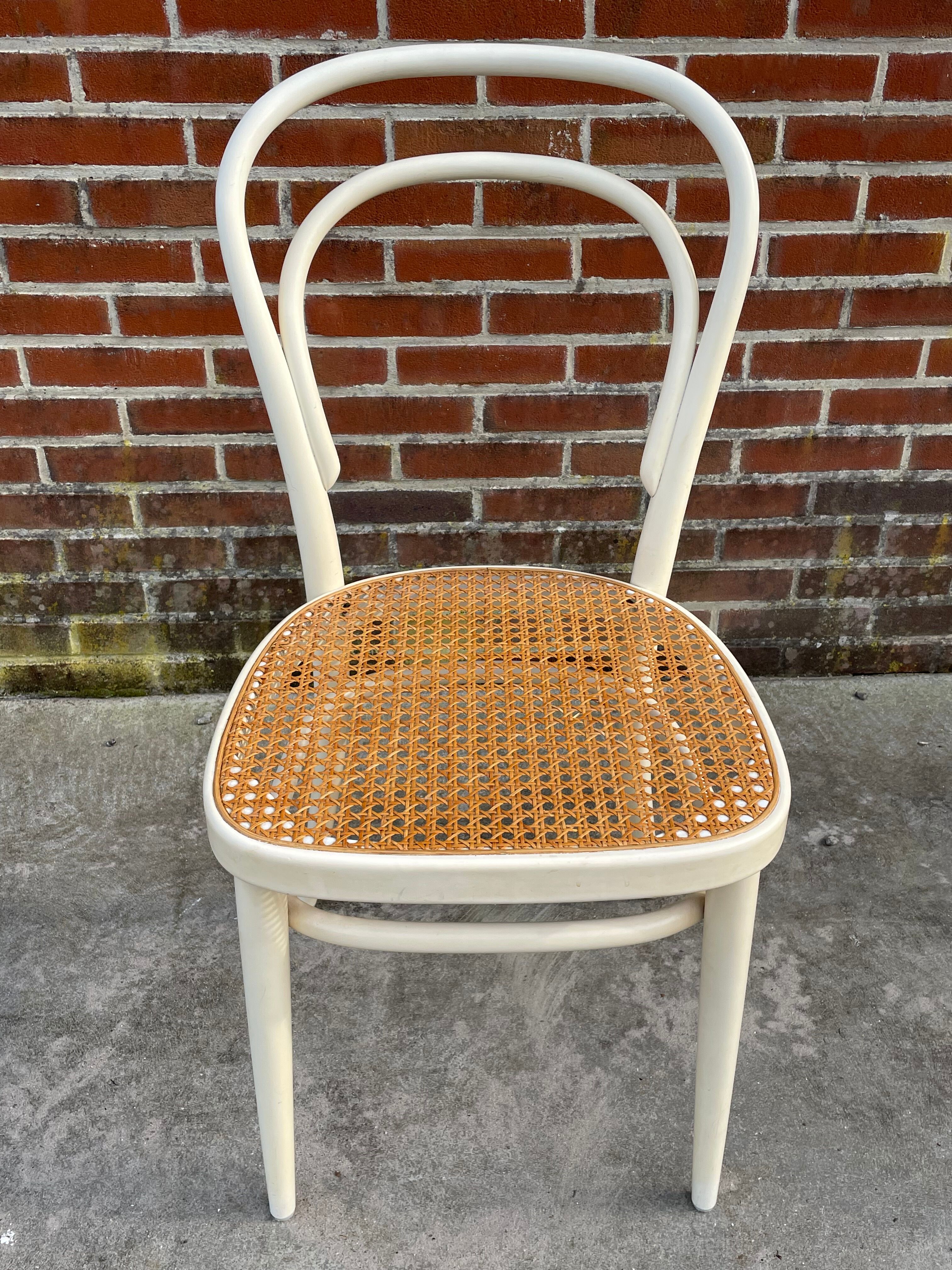 Vintage Thonet no 14 authentic white