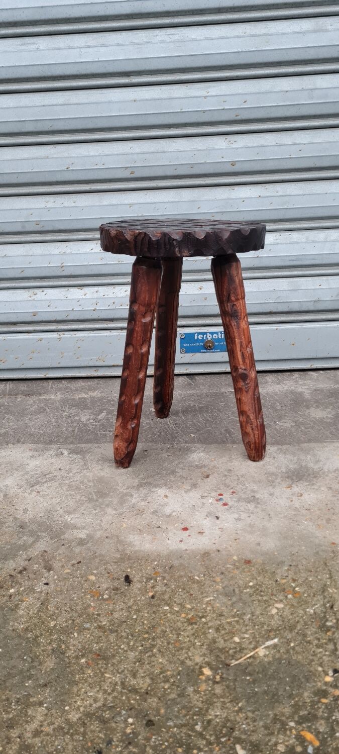 Tripod stool