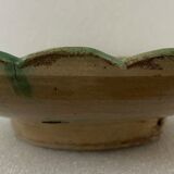 Tunisia ceramic round flat polychrome traditional XVIII e anonymous