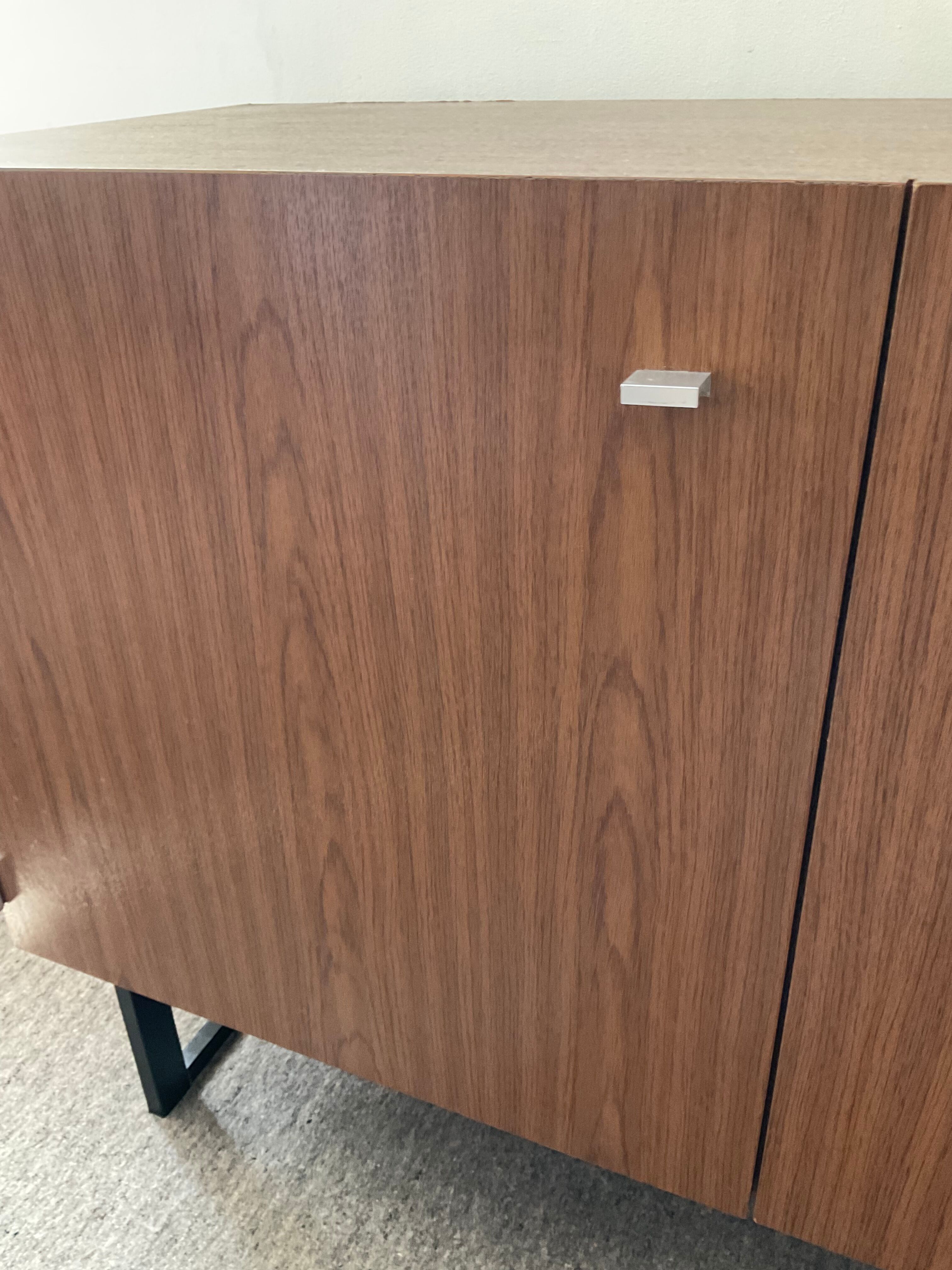 High enfilade Pierre Guariche for Meurop 60s