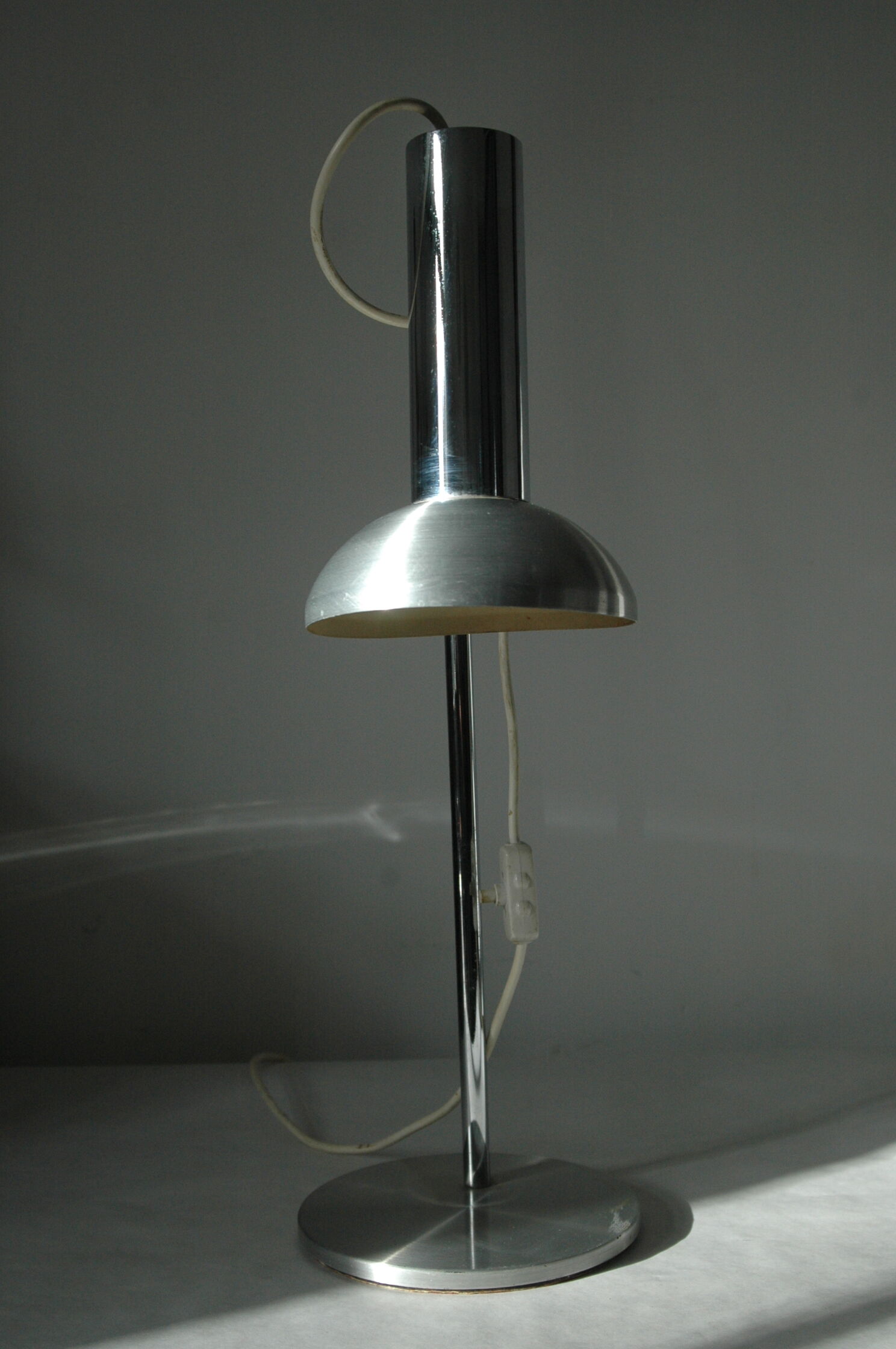 Brushed aluminum design 70s d desk lamp