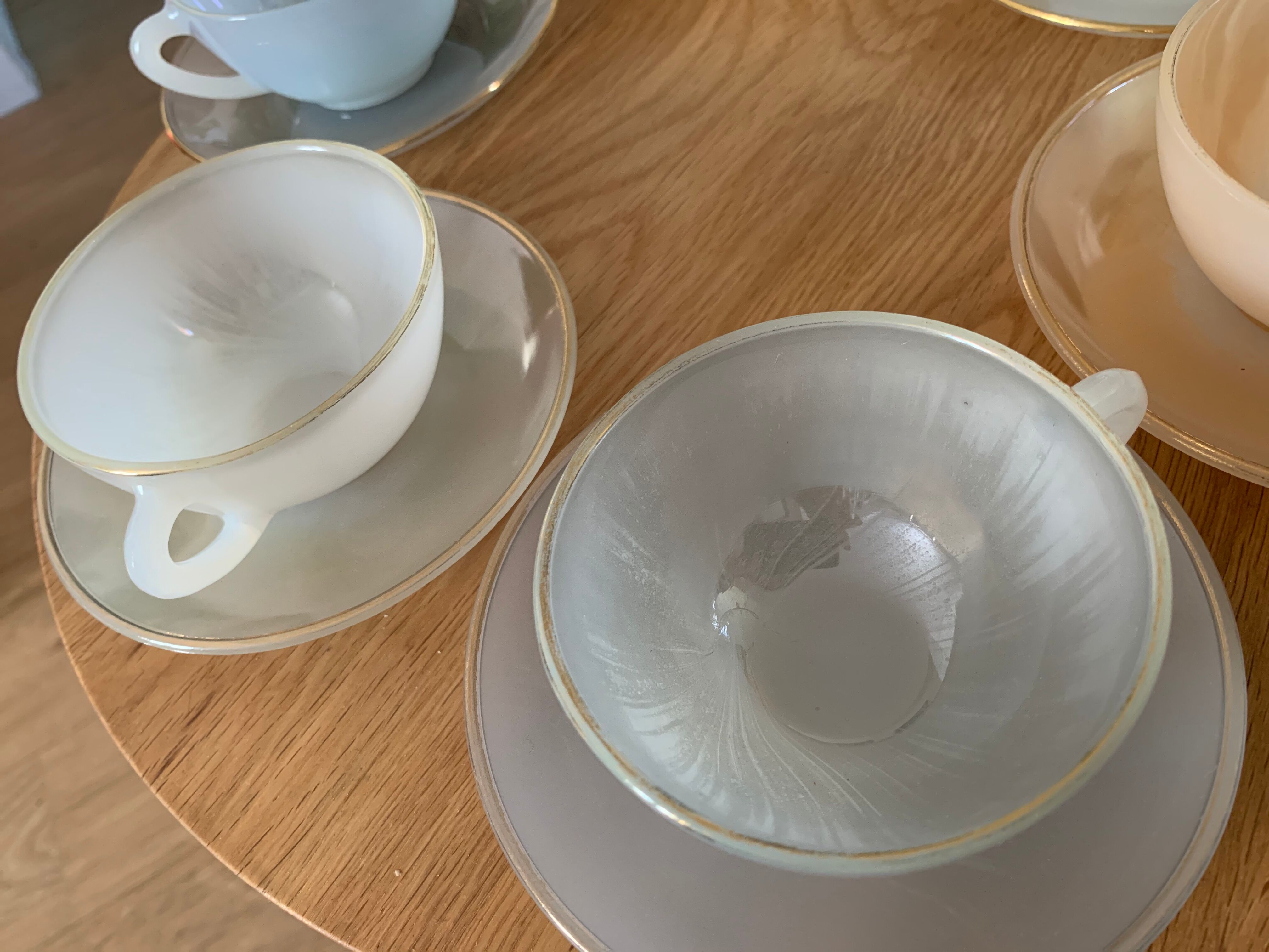 Harlequin coffee cup service