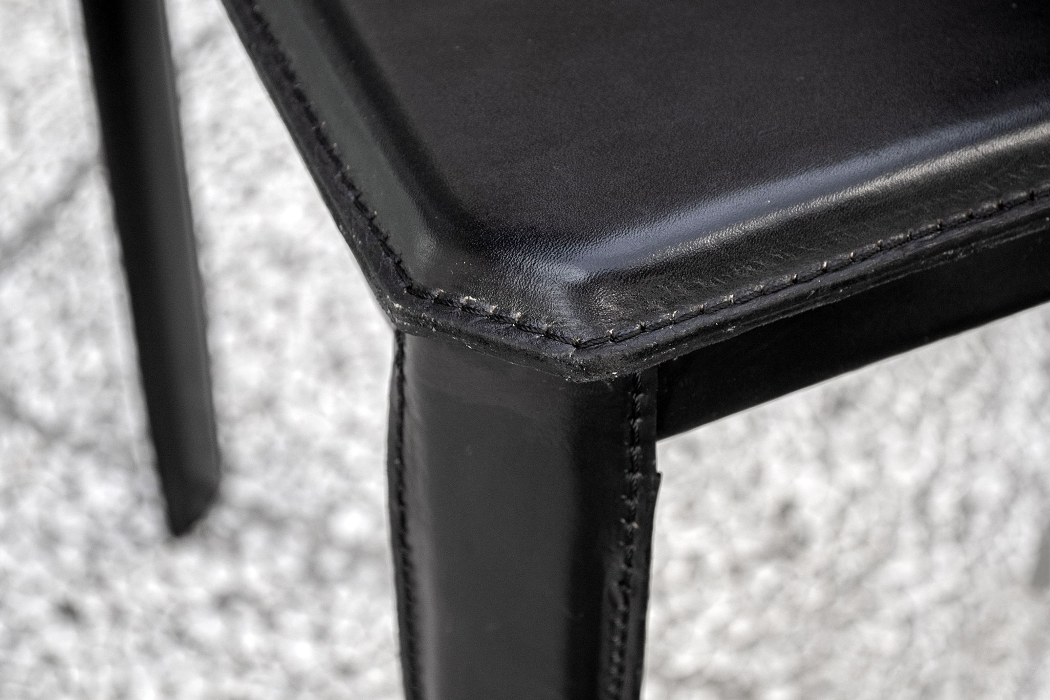Black leather chairs by Enrico Pellizzoni, 1970s,