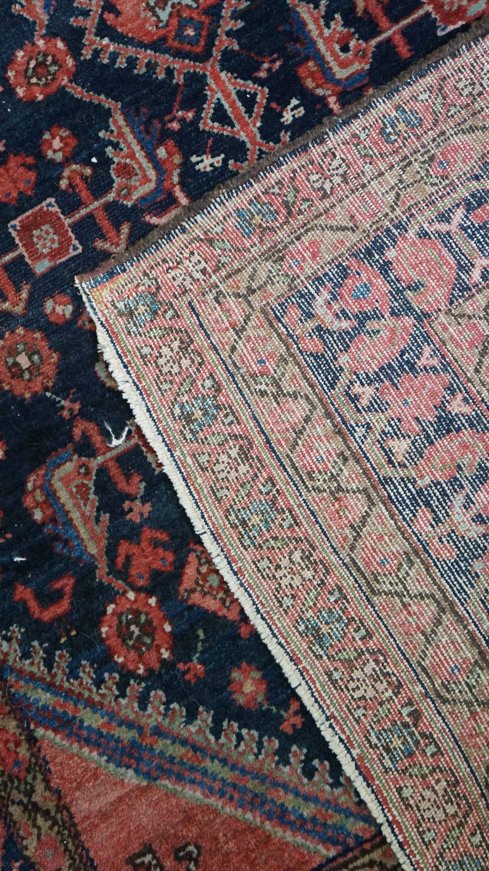 Vintage oriental rug 145x110cm