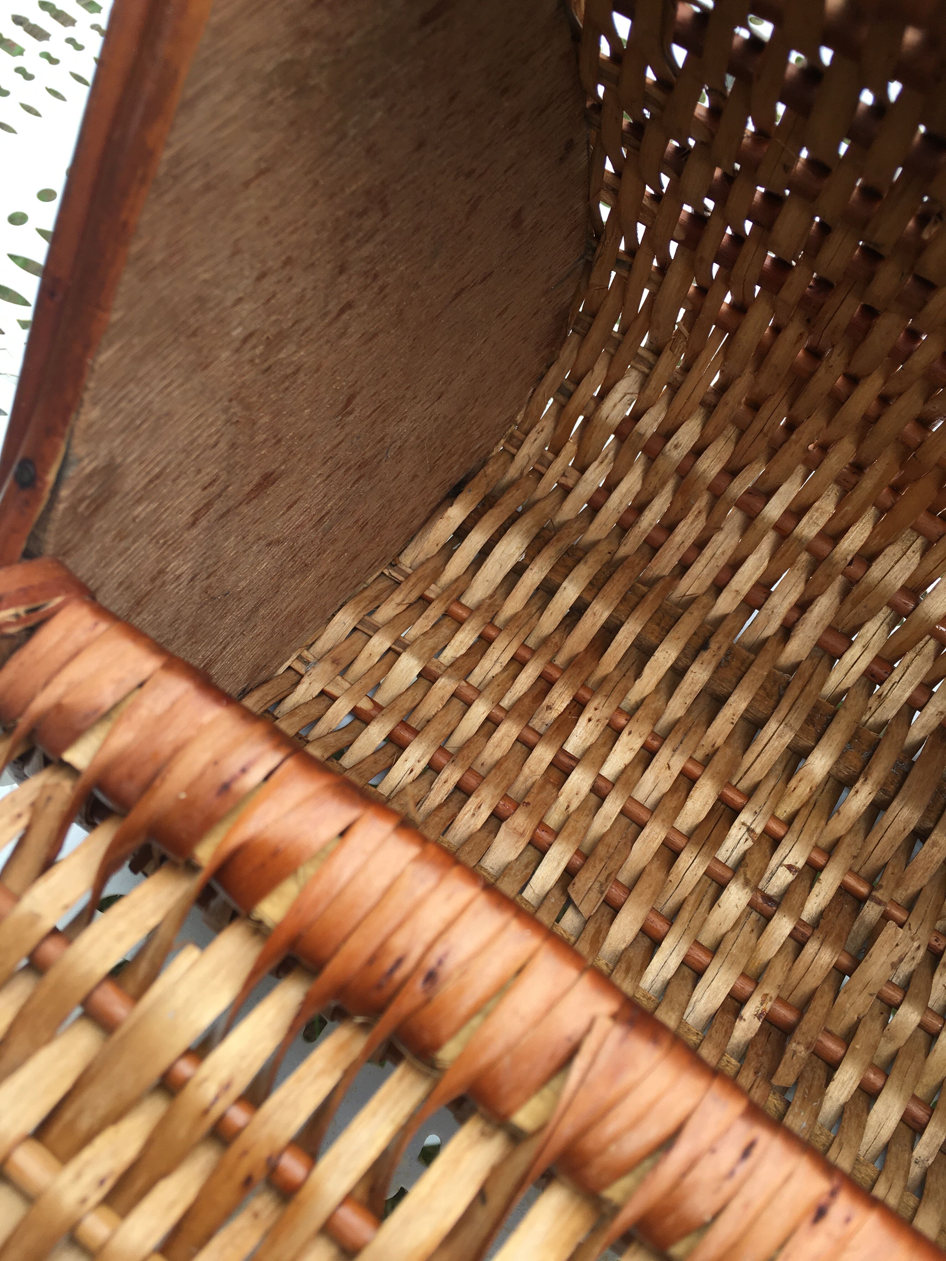 60'S braided wicker basket / hand bag