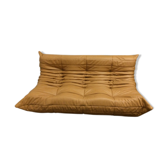 Sofa 3 places "Togo" mustard leather designed by Michel Ducaroy 1973