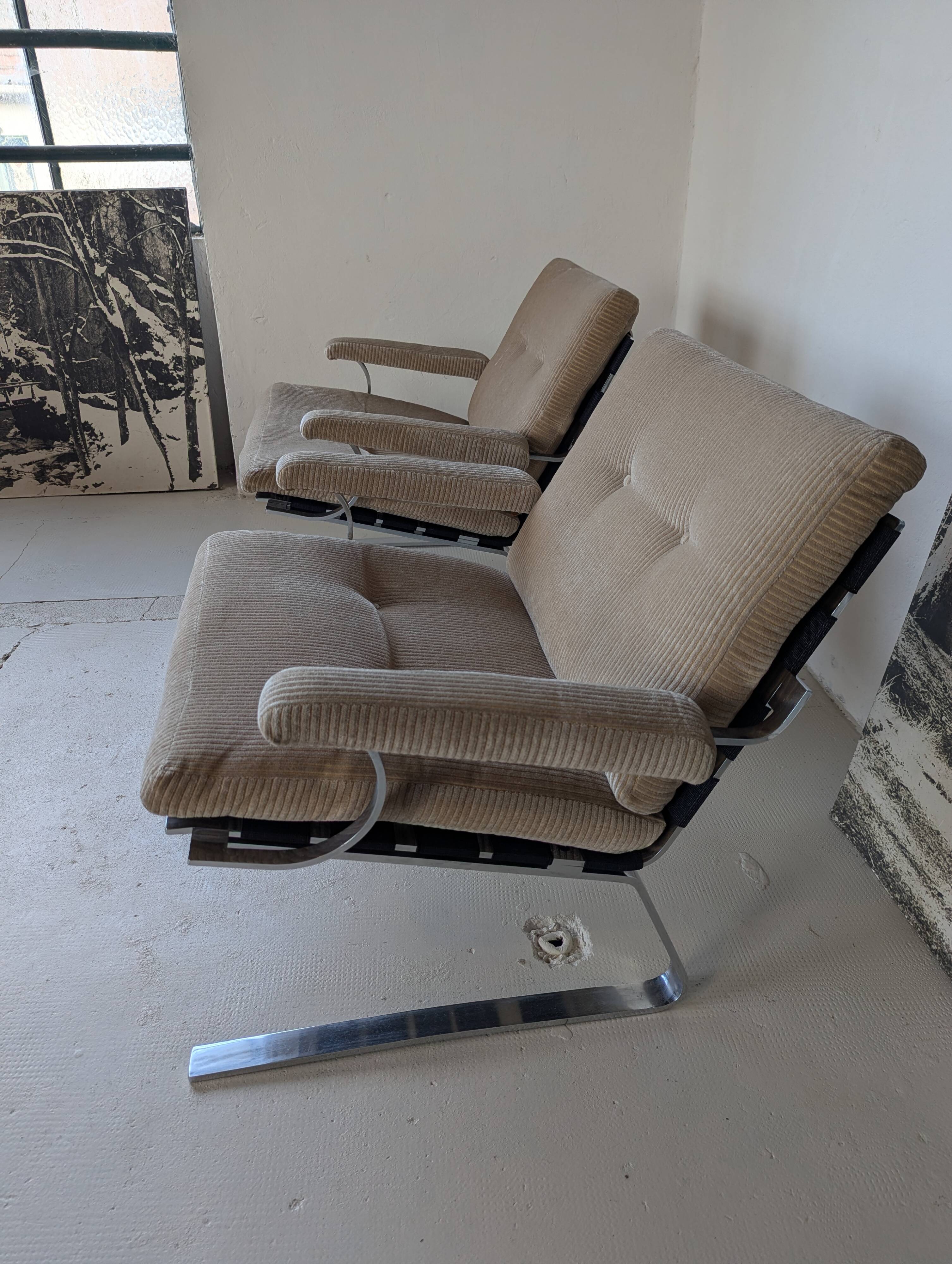 Pair of modernist armchairs by Reinhold Adolf for COR, 1970.