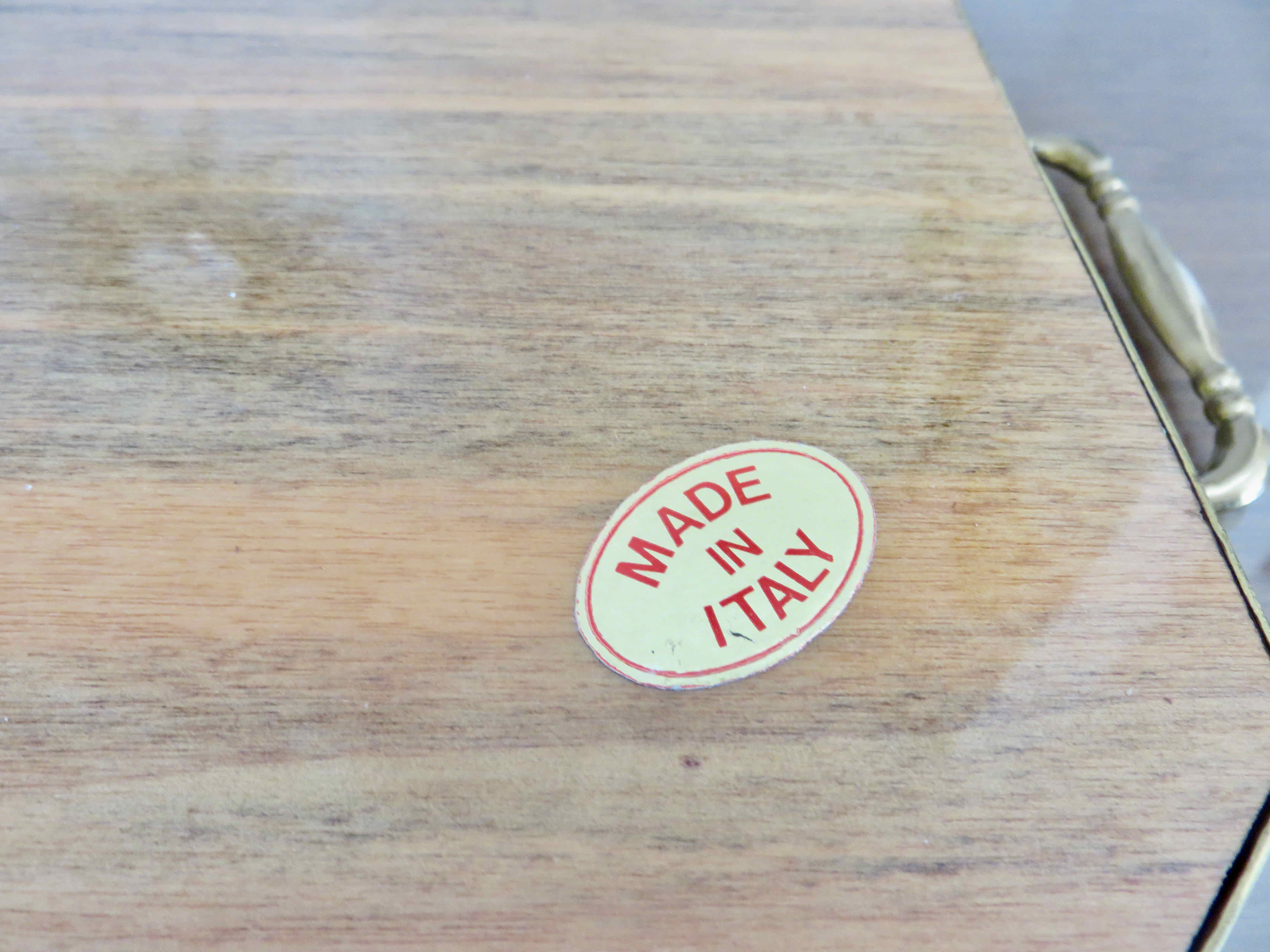 Octagonal tray in marquetry and brass, Italy, Art Deco 1940s 1950s