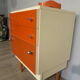 Meuble d'appoint vintage orange