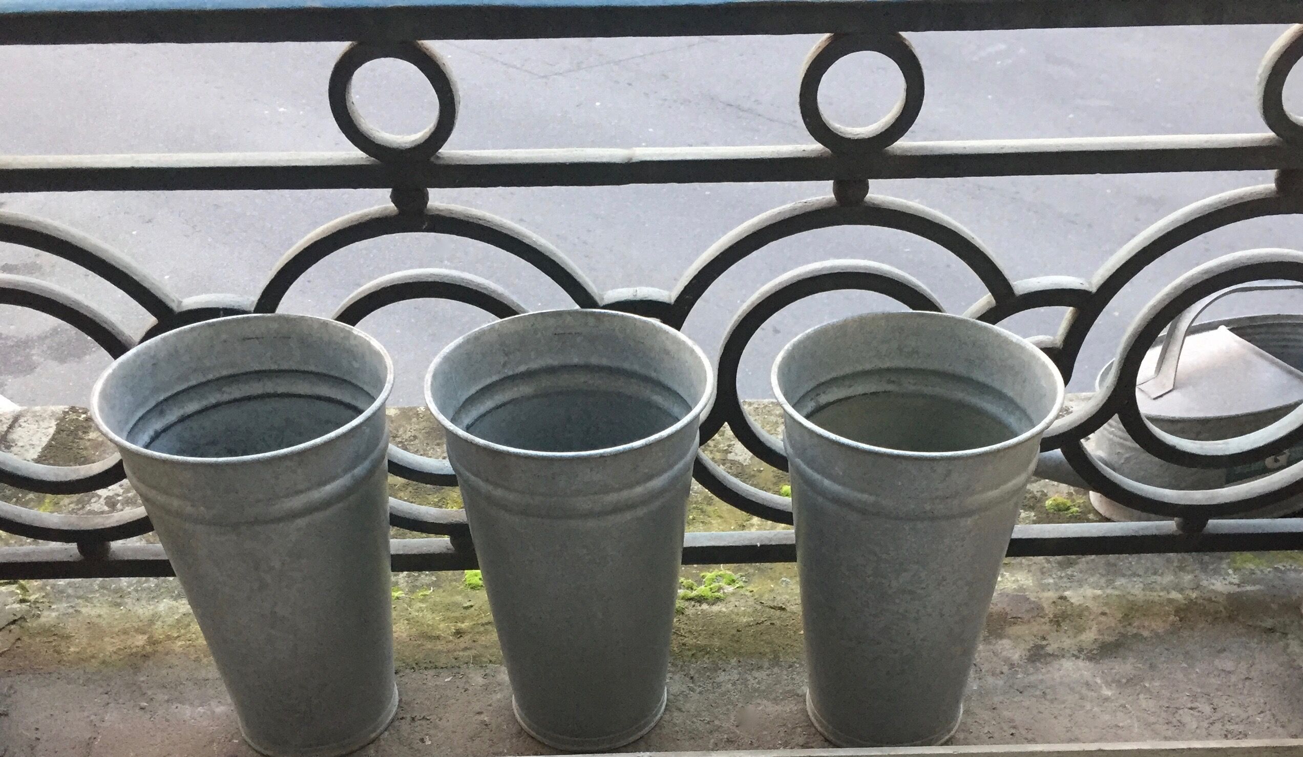 Pot en zinc de fleuriste