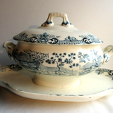 Sauce boat couvert, terre de fer gris-bleu: saïgon, choisy le roi hb & cie.