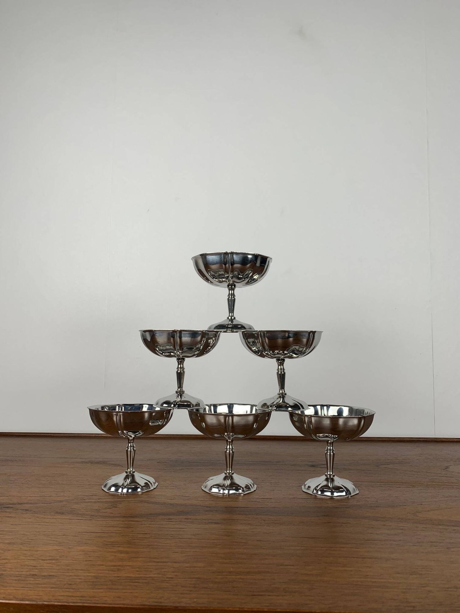 Lot de 6 coupes à glace / dessert en inox, forme de "fleur"