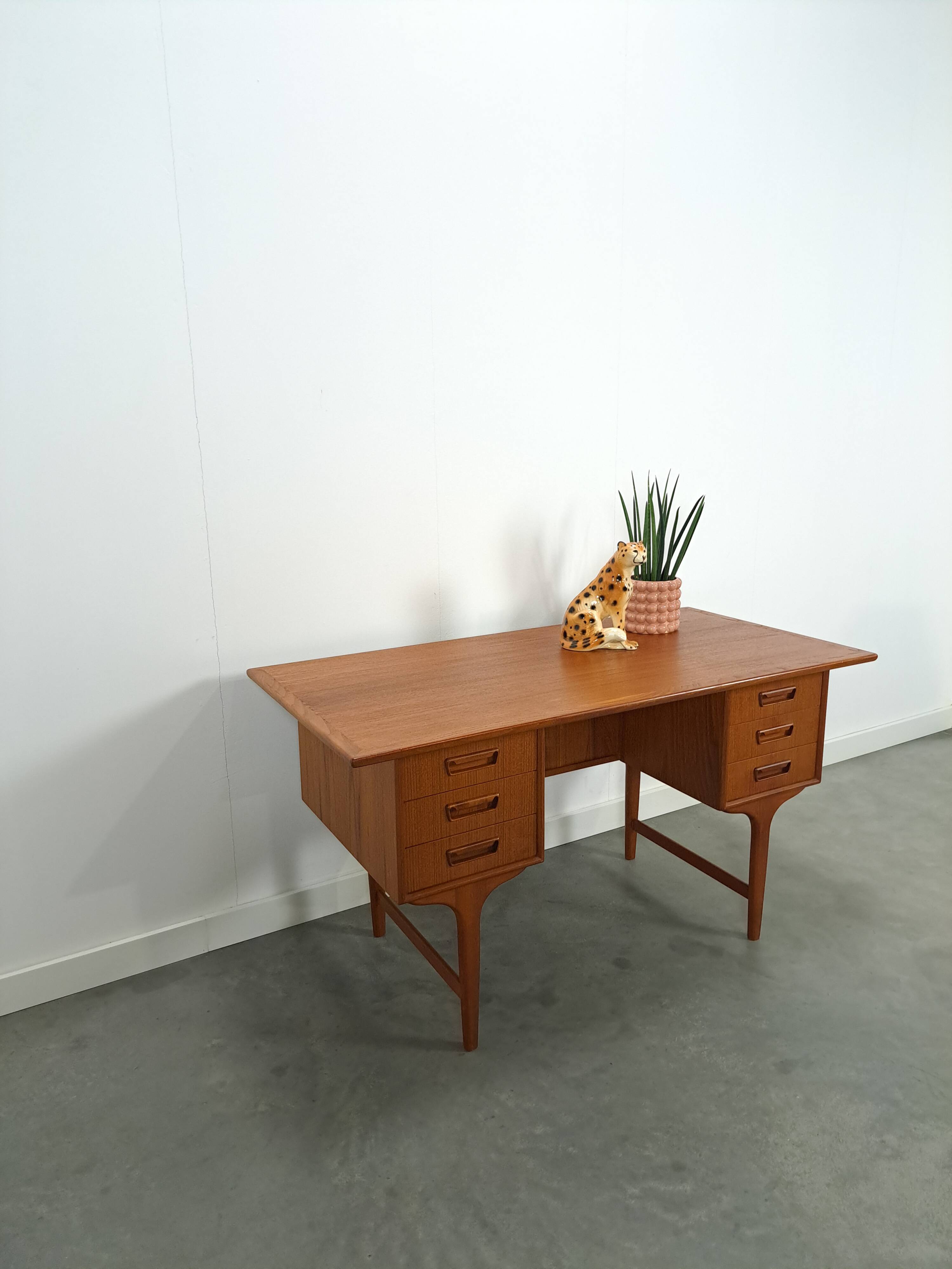 Deens design teak bureau Gunnar Nielsen Tibergaard