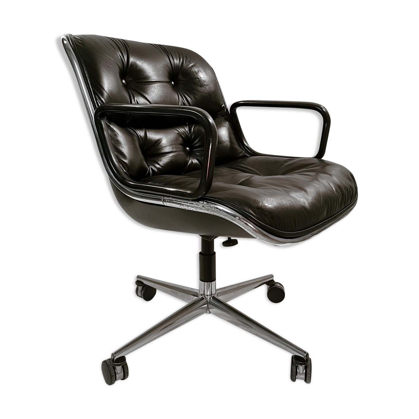 Charles Pollock's swivel armchair for Knoll, 1970
