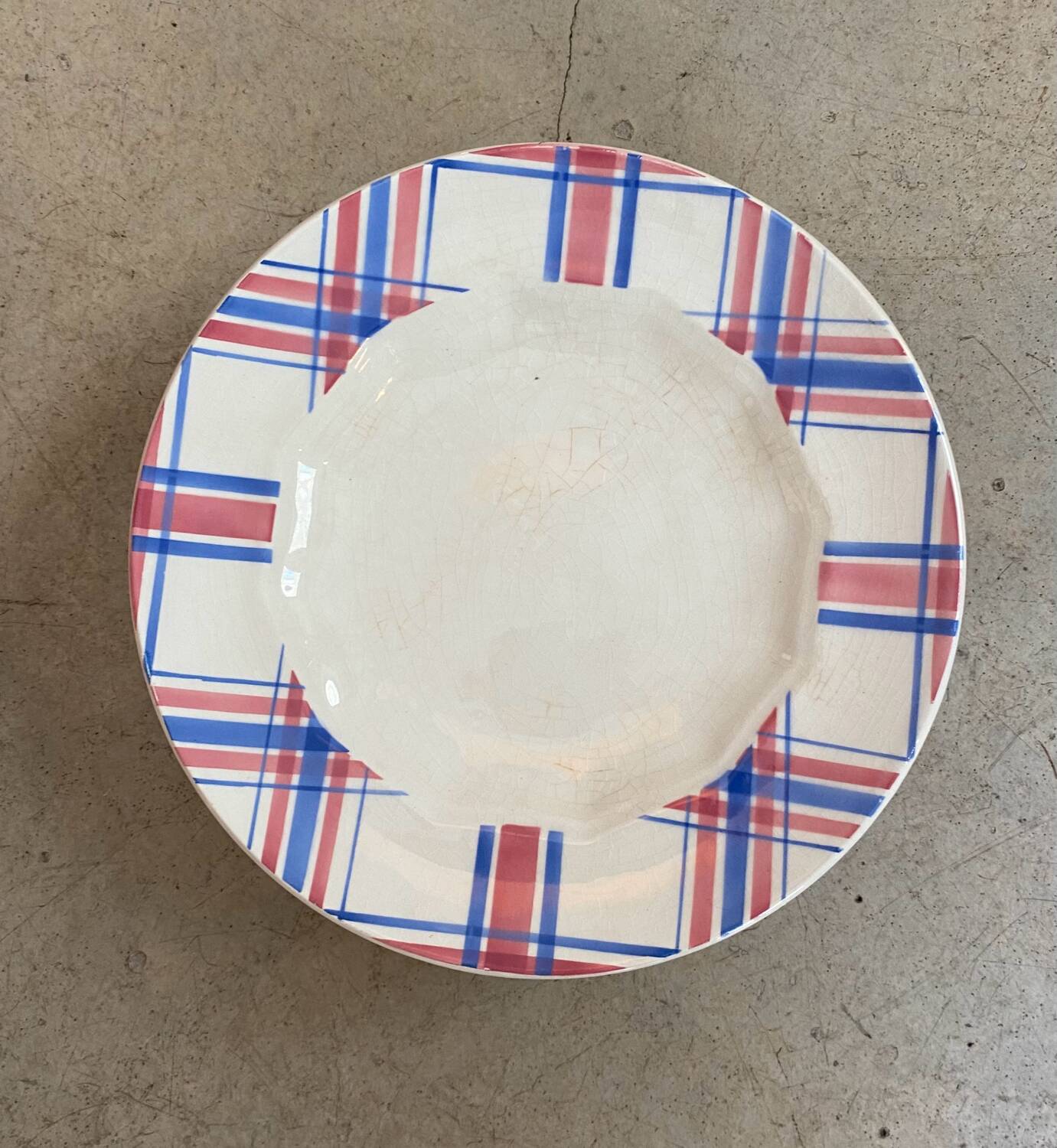 Ensemble de plats en porcelaine