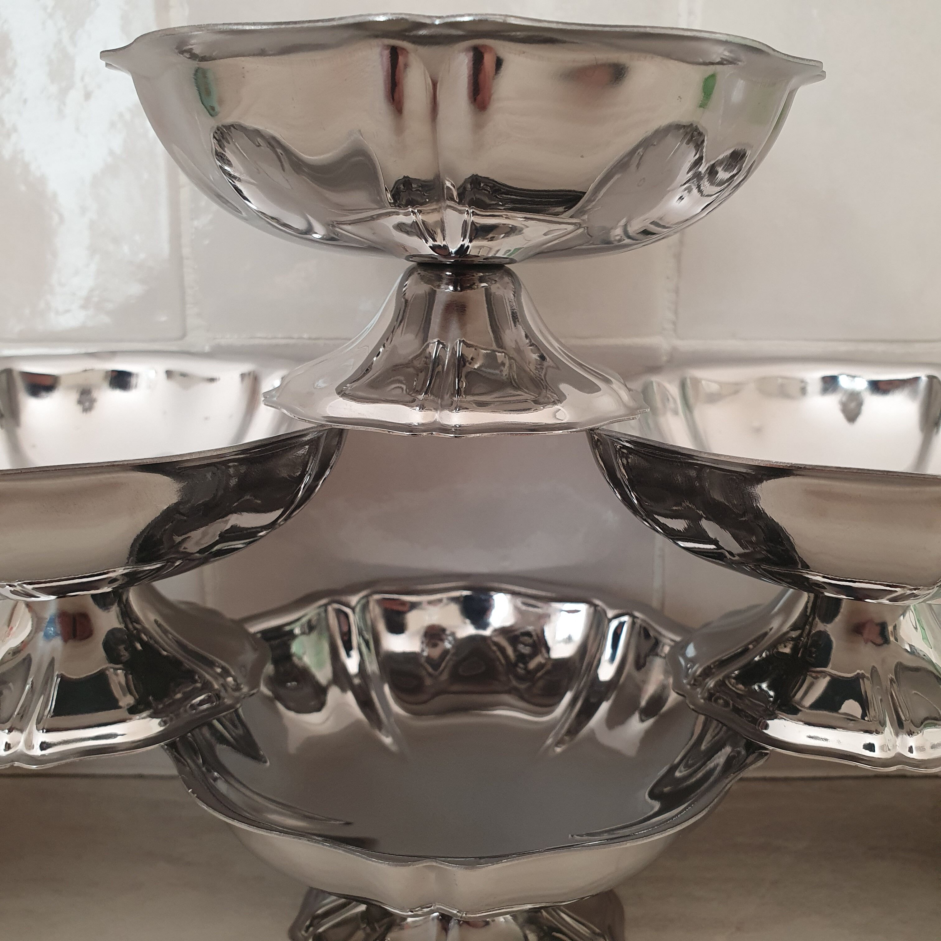 6 dessert bowls by Guy Degrenne in 18/10 stainless steel