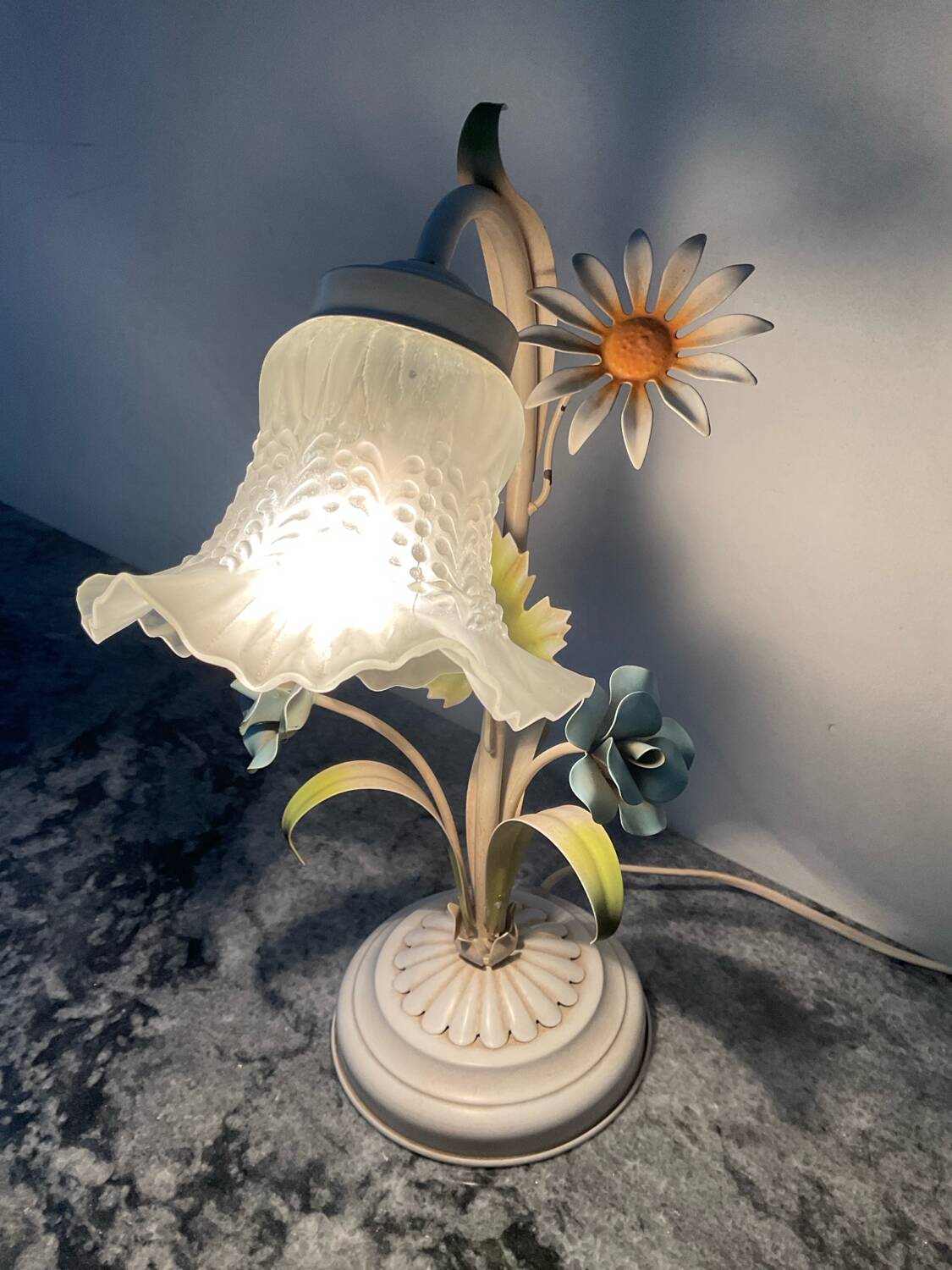 Vintage lamp in metal and glass