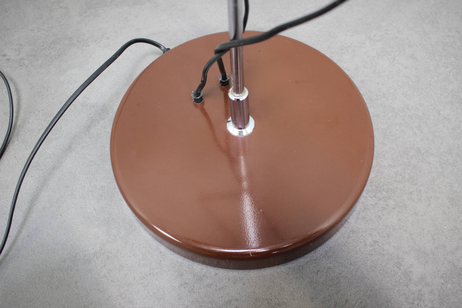 Adjustable double floor lamp in "Space Age" style, Hungarian from the 1970s, in orange and chrome brown.